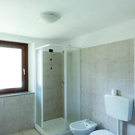 La Maison Jaune Apartment