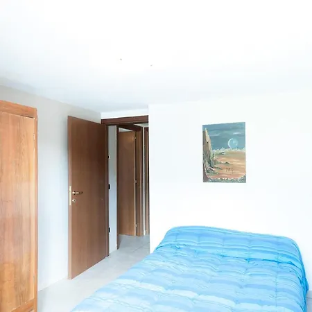 Apartment La Maison Jaune Aosta