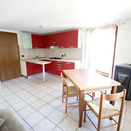 Apartment La Maison Jaune